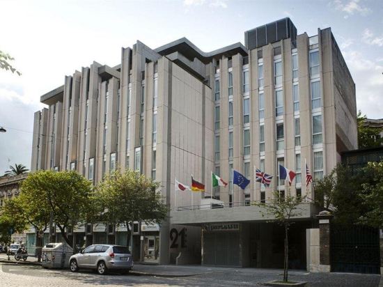 Фото отеля 1