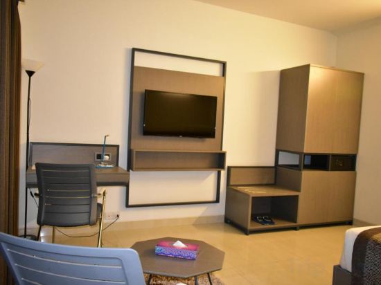 Фото Spring Hill Apartments