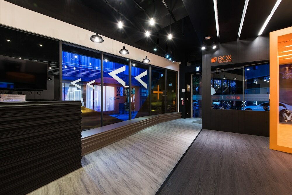 Фото Taichung Box Design Hotel
