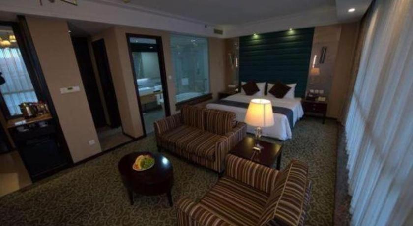 Фото Green Westdon Hotel