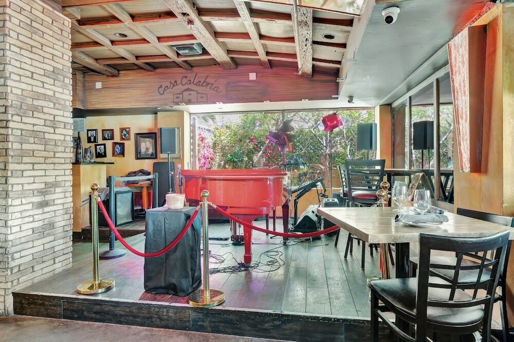 Фото Ocean Manor Beach Hotel