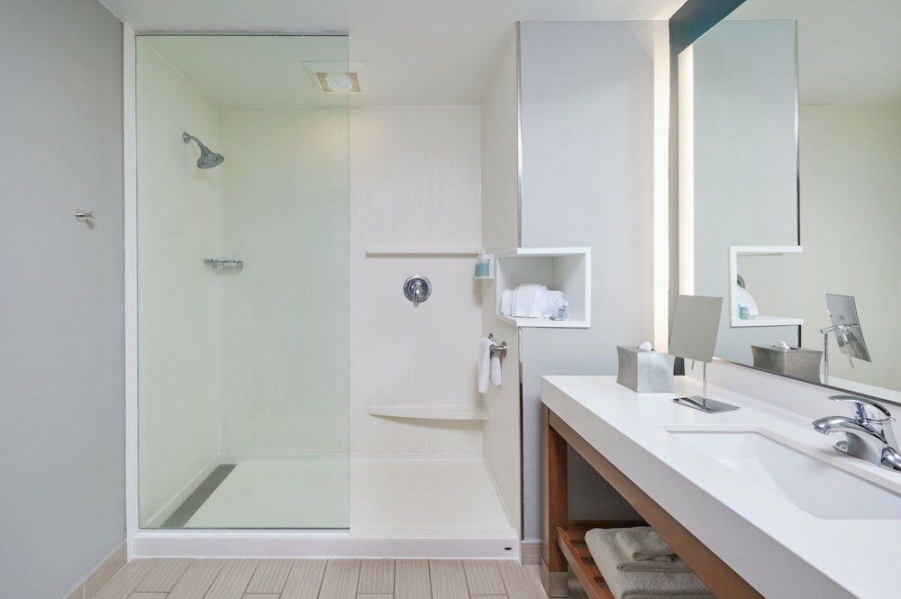 Фото Courtyard by Marriott Oahu North Shore