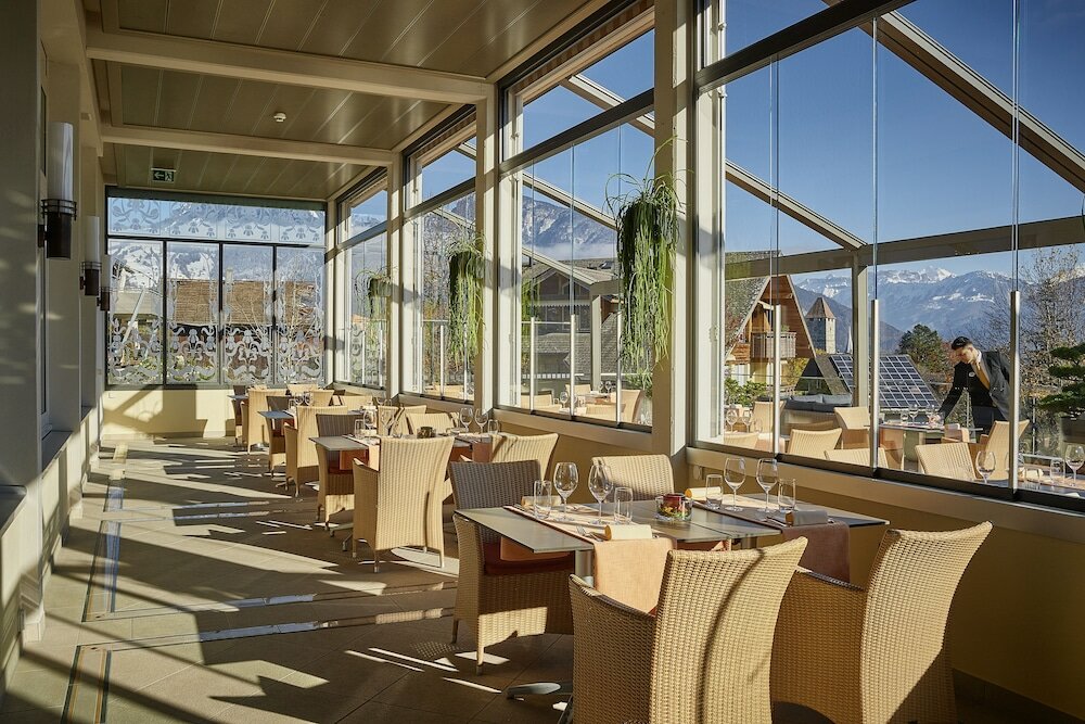 Фото Hotel Eden Spiez