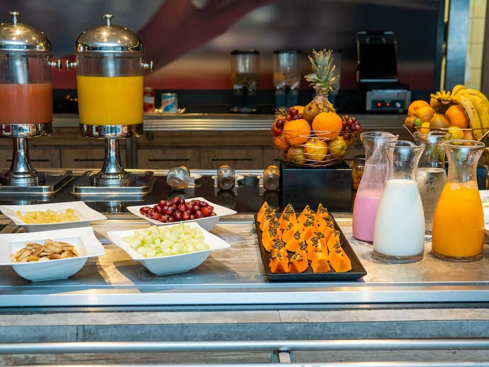 Фото Ibis Santos Valongo