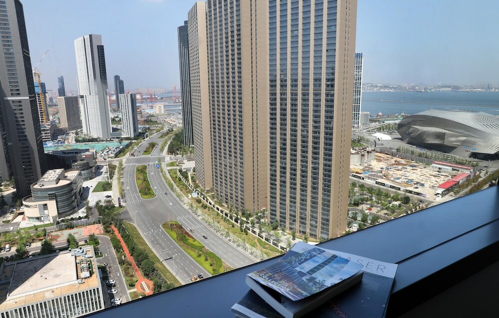 Фото Fraser Suites Dalian