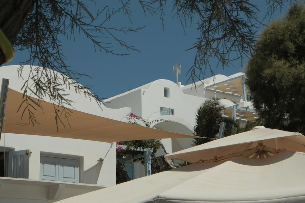 Фото Akrotiri Hotel