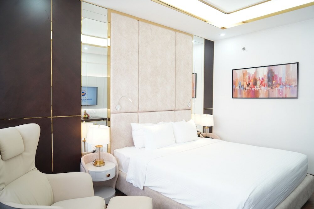 Фото Baoson International Hotel