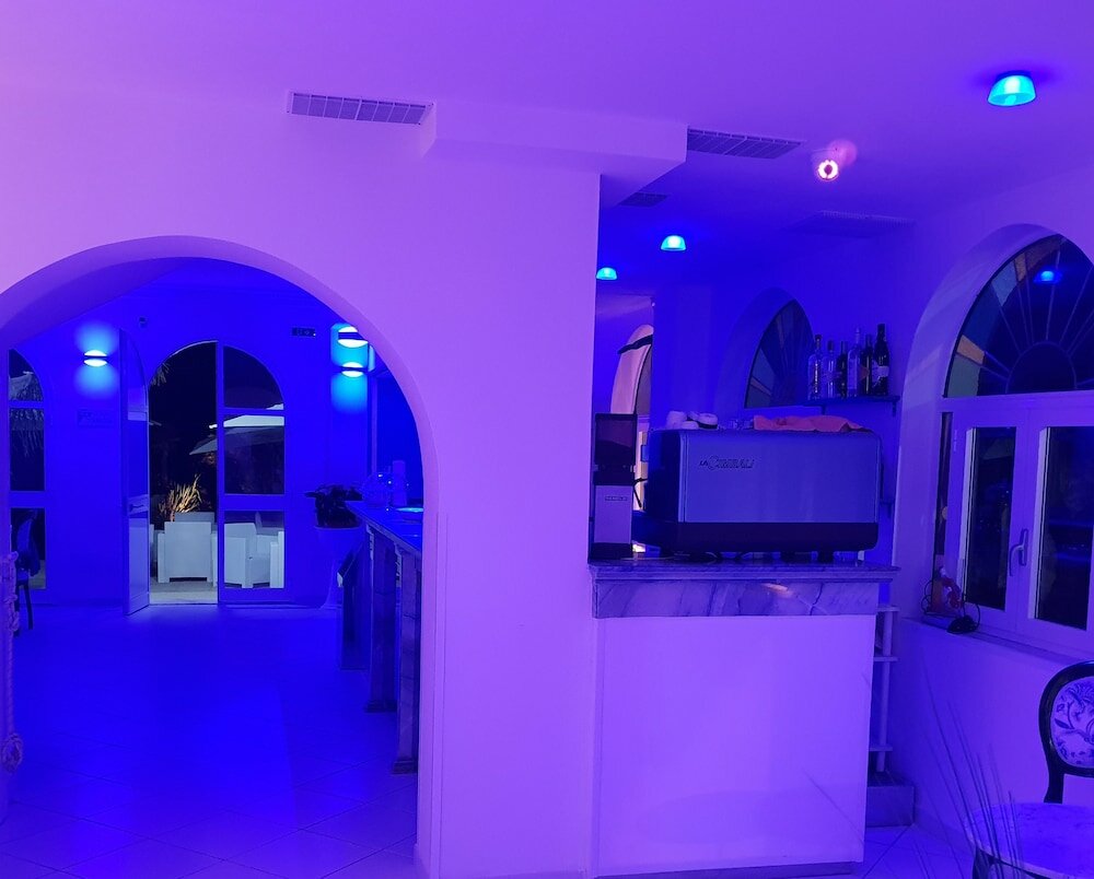 Фото Hotel Caraibisiaco sul Mare