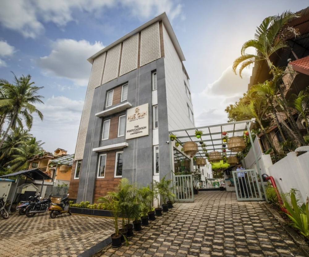 Фото Hue Guh The Porto Candolim