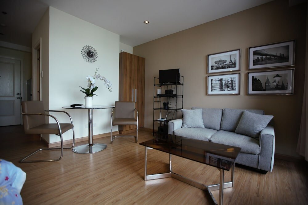 Фото Hi Home at Gramercy Residences