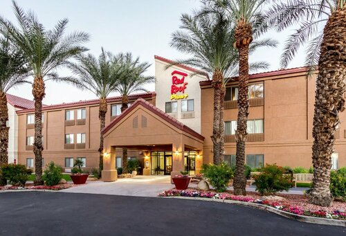 Гостиница Red Roof Inn Plus+ Tempe - Phoenix Airport в Темпе