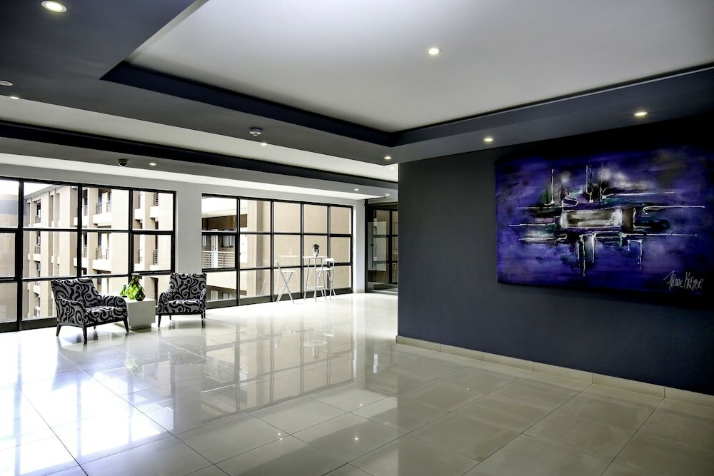 Фото The Nicol Hotel and Apartments