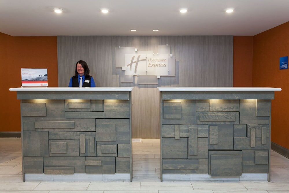 Фото Holiday Inn Express & Suites Fredericton