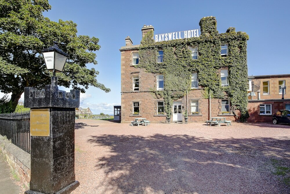 Фото Bayswell Park Hotel