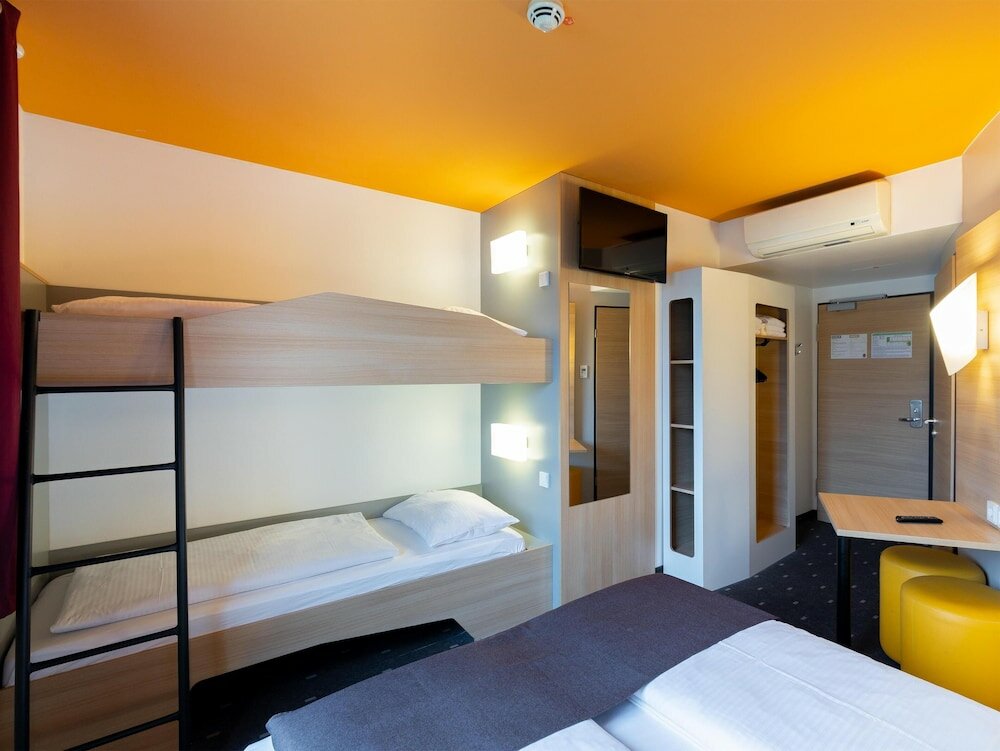 Фото B&b Hotel Düsseldorf-City