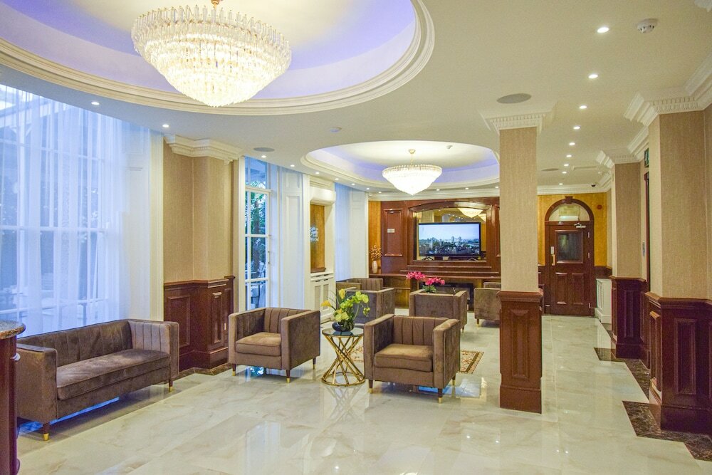 Фото отеля 2