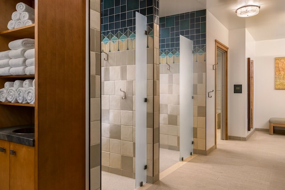 Фото Disney's Grand Californian Hotel and SPA