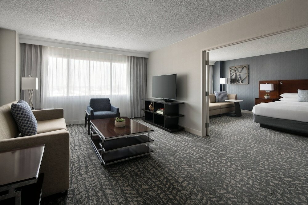 Фото Bakersfield Marriott at the Convention Center