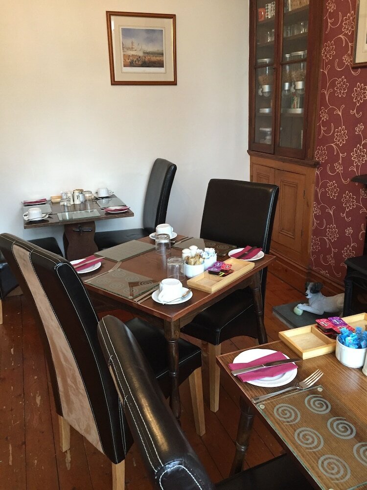 Фото Westbury House