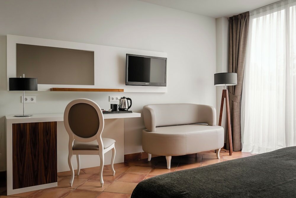 Фото Torremirona Golf & SPA Resort