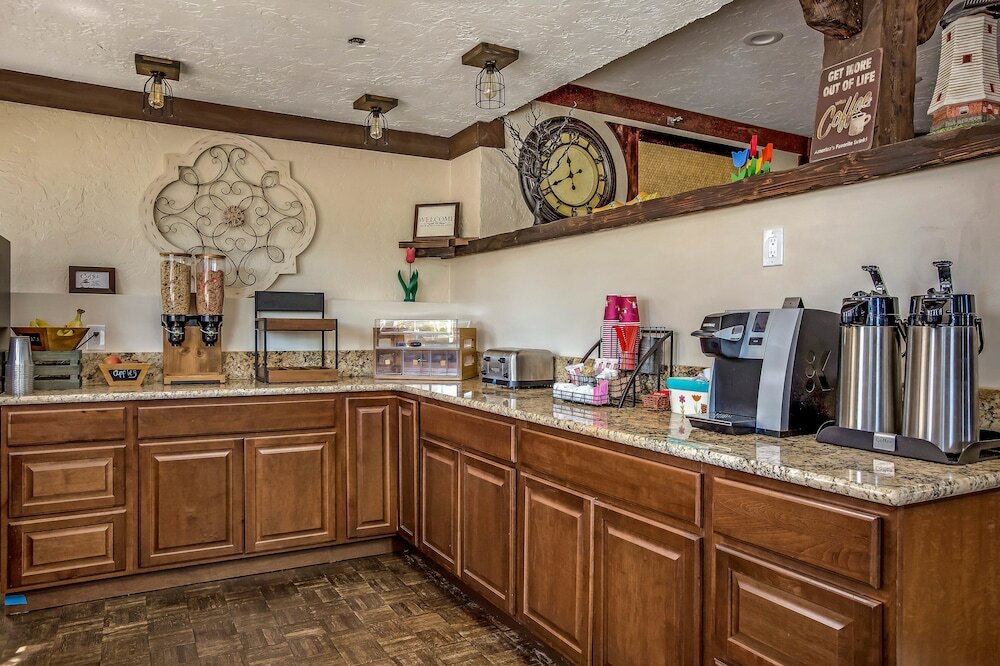 Фото Auld Holland Inn