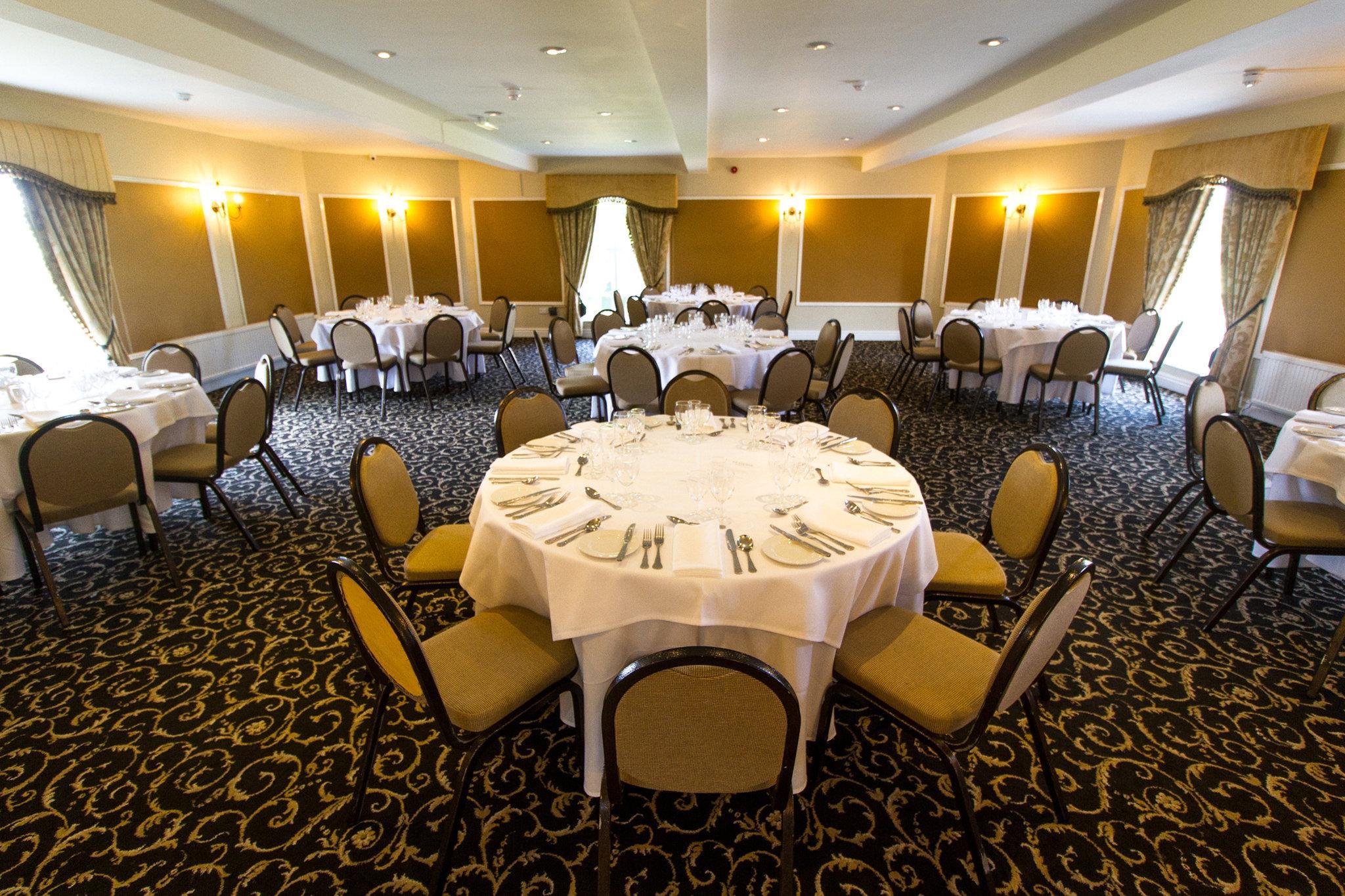 Фото Leasowe Castle