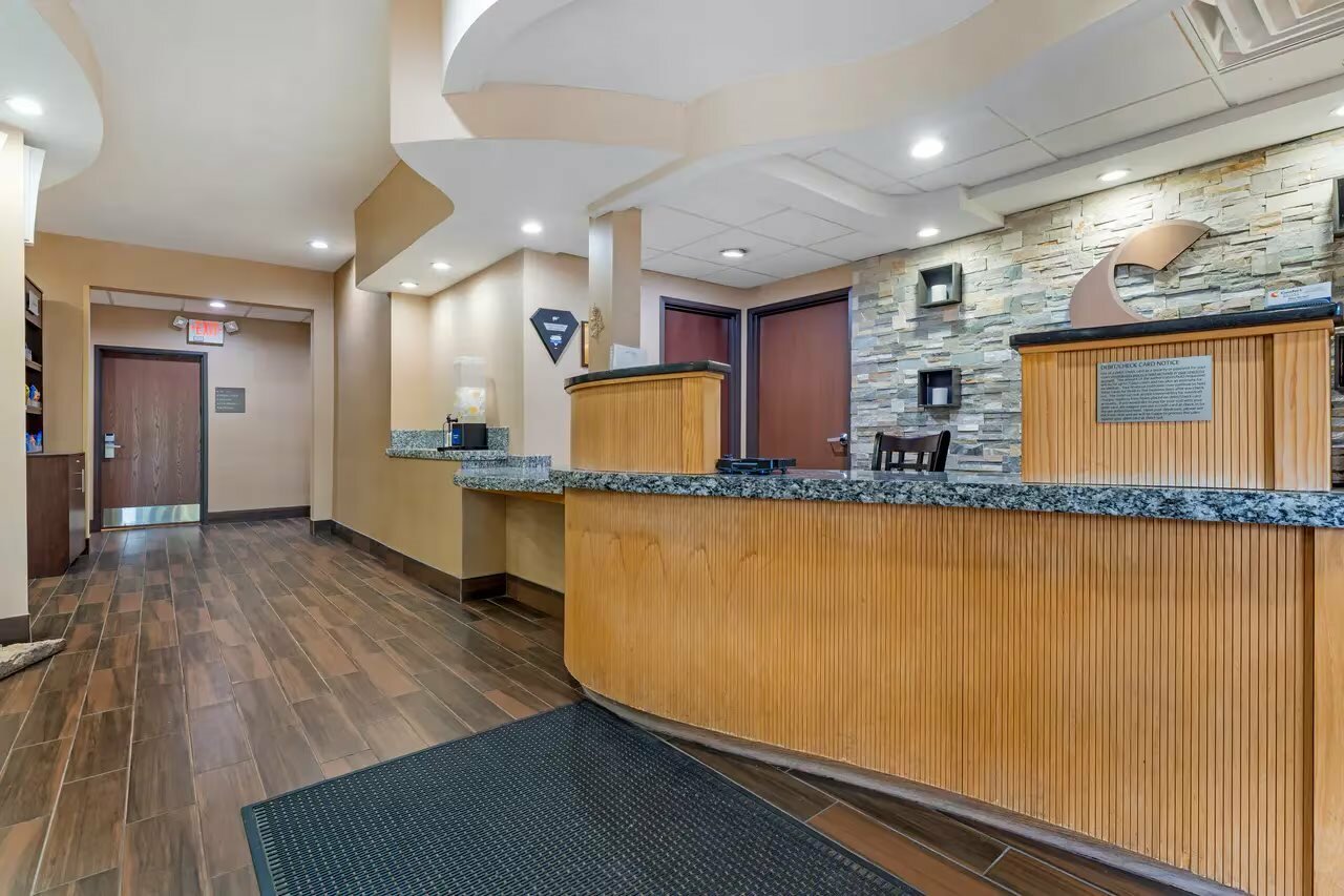 Фото Comfort Suites Monroeville