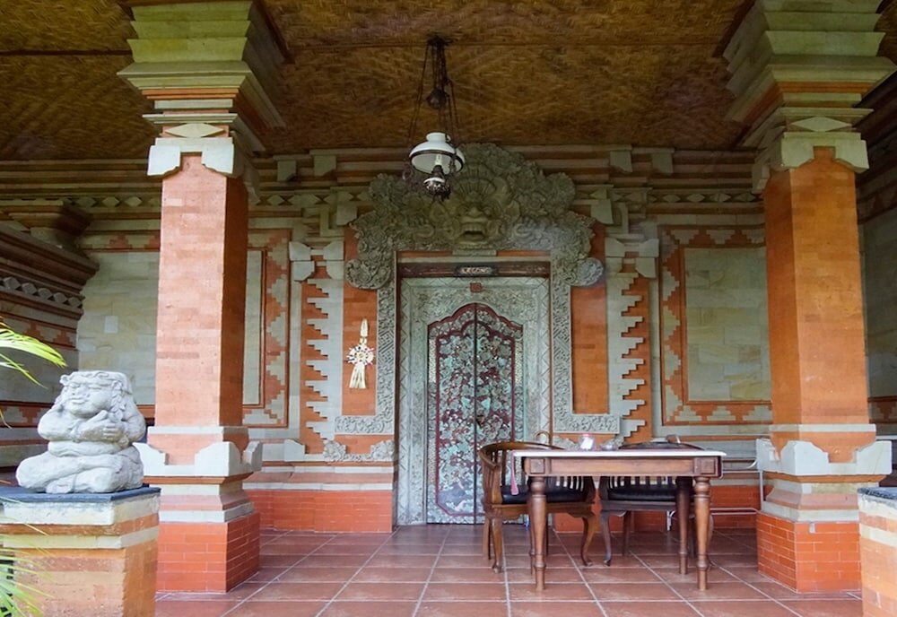 Фото Okawati Hotel