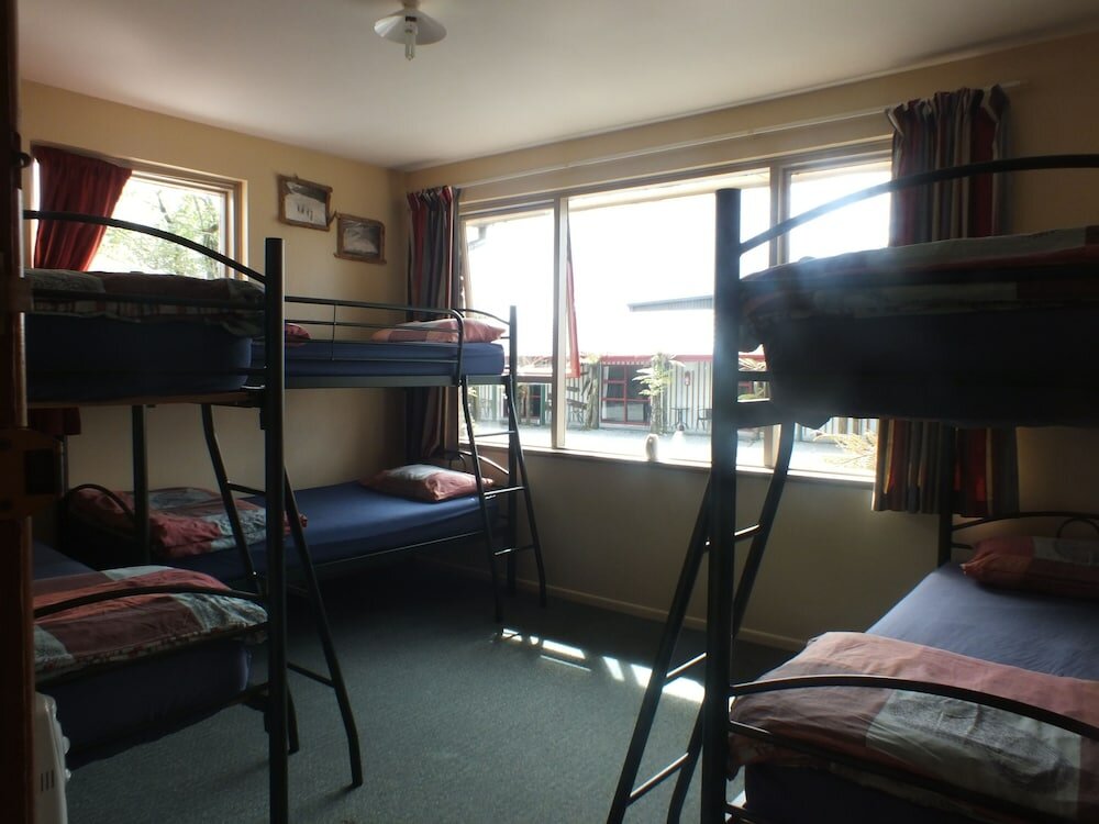 Фото Glow Worm Accommodation