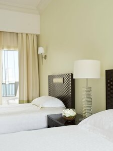 Гостиница Grand Hyatt Doha Hotel & Villas