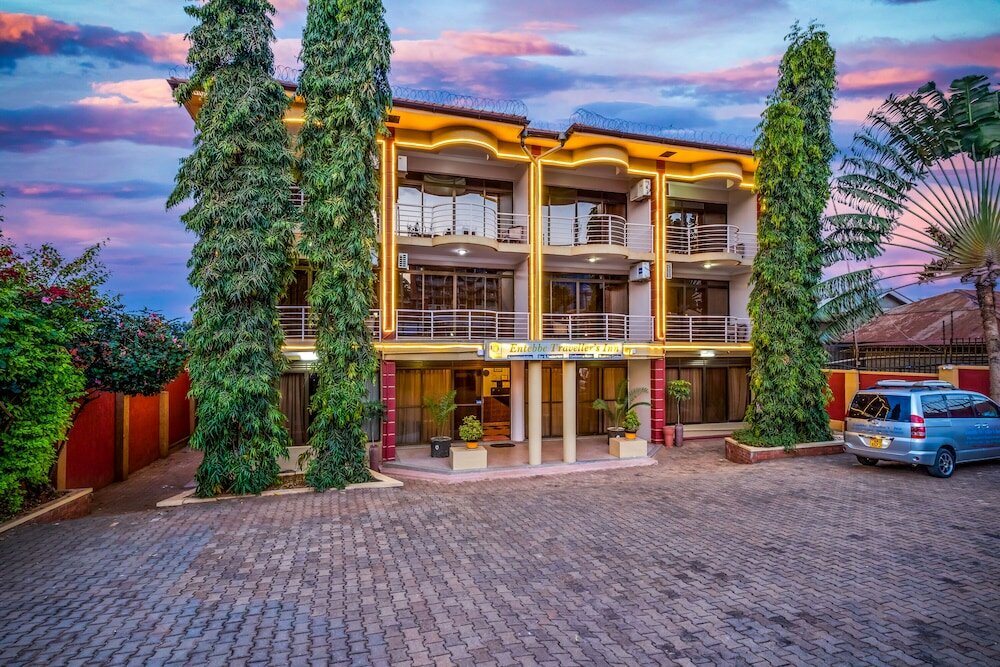 Фото Entebbe Travelle'rs Inn