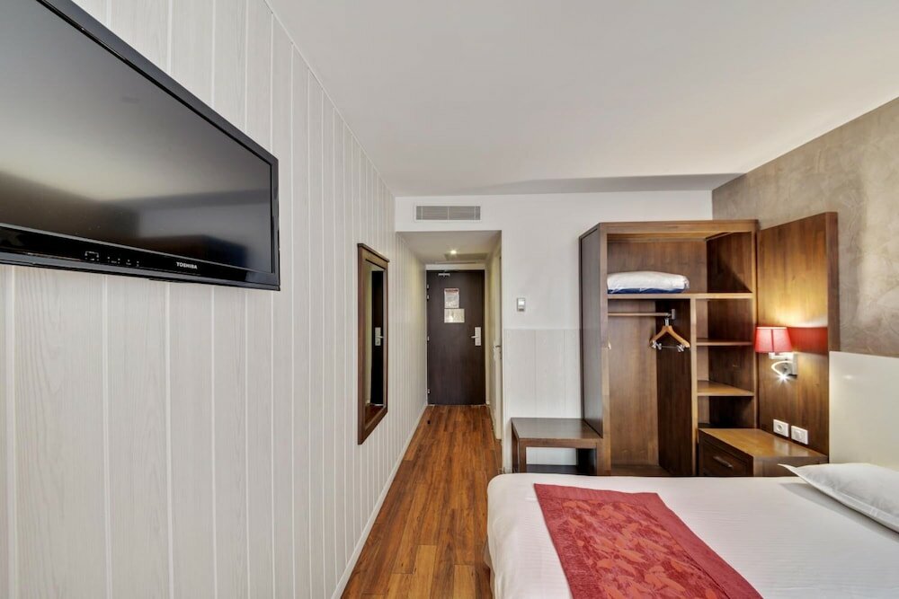 Фото Hotel Paris Pacific Villejuif