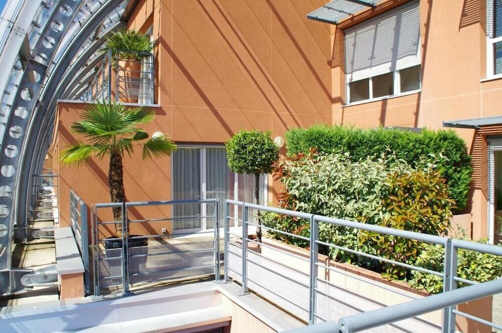 Фото Lyon Marriott Hotel Cite Internationale