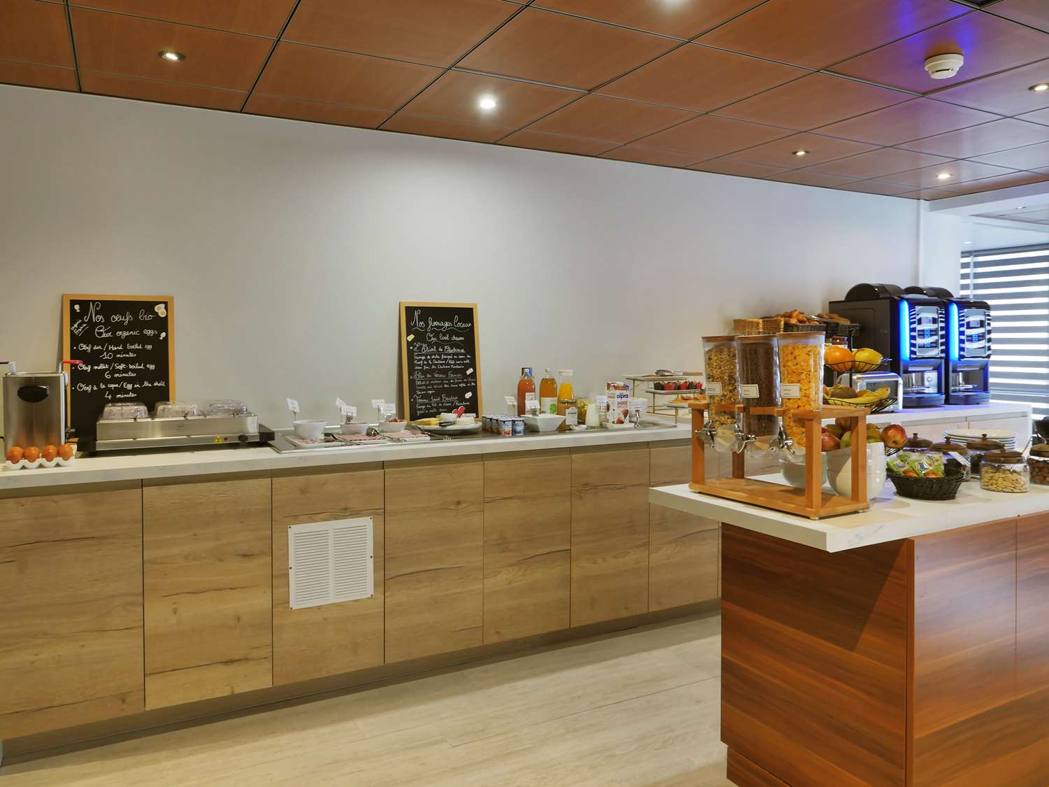 Фото Atrium Hotel