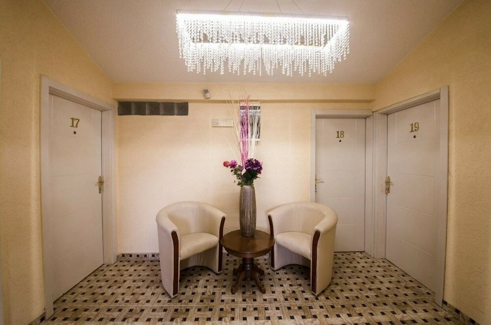 Фото Hotel Ideal