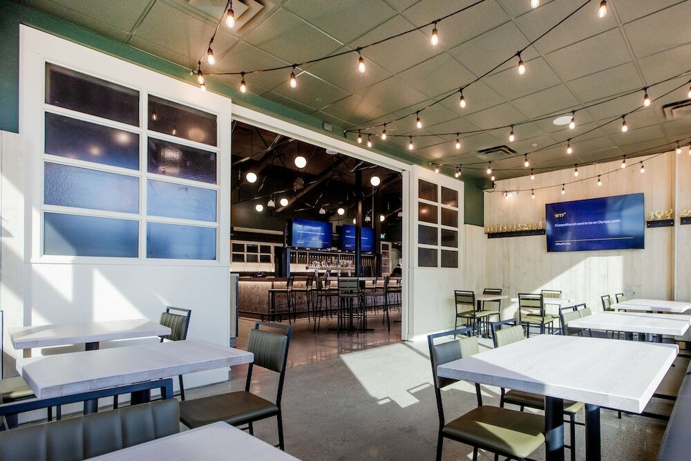 Фото Four Points by Sheraton Edmonton Gateway