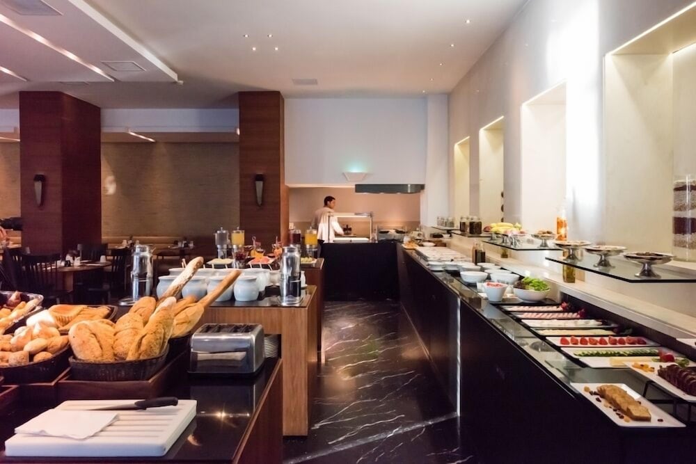 Фото Aquila Atlantis Hotel