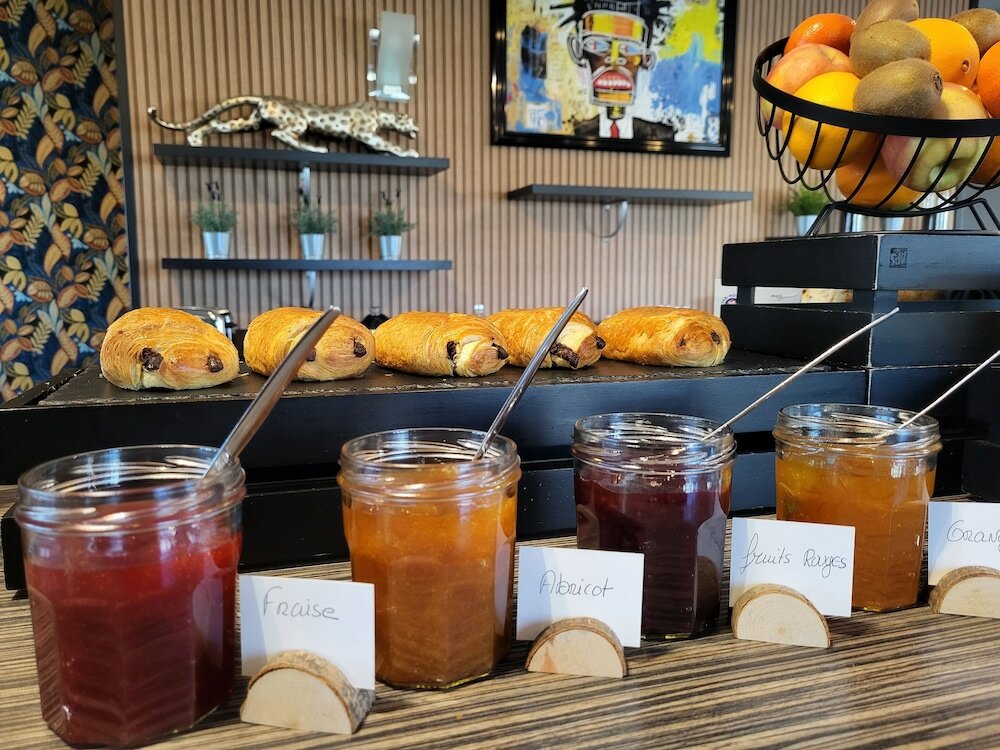 Фото The Originals City, Hôtel La Terrasse, Tours Nord