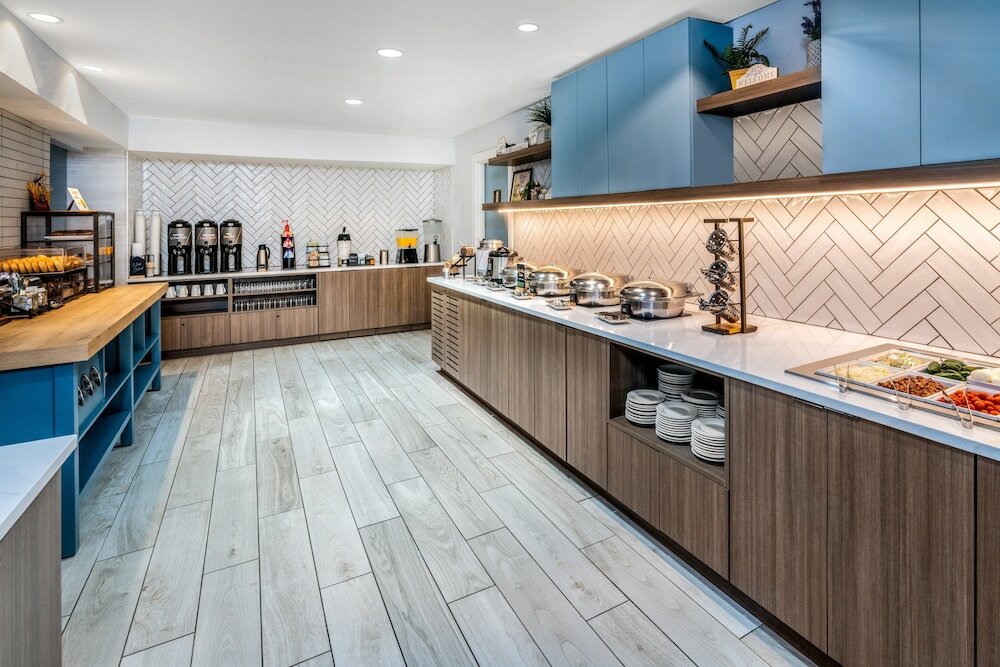 Фото Staybridge Suites Denver - Cherry Creek, an Ihg Hotel