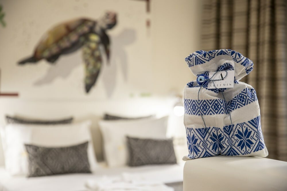 Фото Artemis Hotel