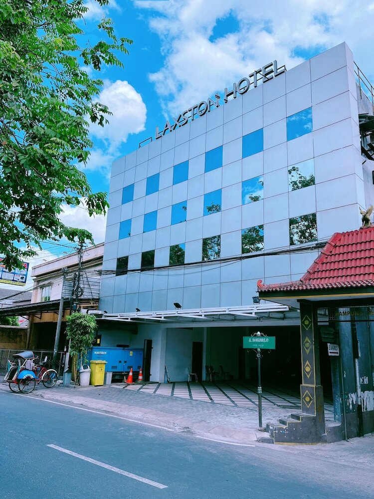 Фото отеля 3