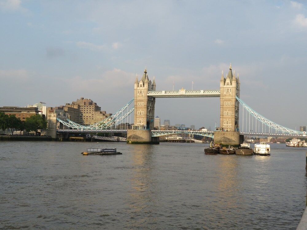 Фото Holiday Inn Express London - Stratford, an Ihg Hotel