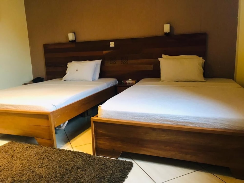 Фото Paloma Hotel