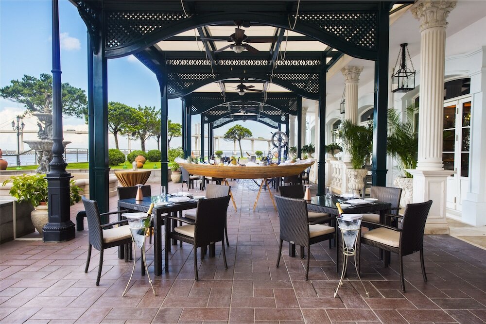 Фото Rocks Hotel