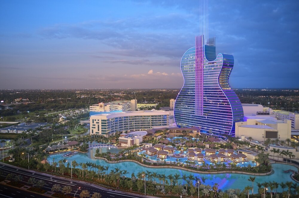 Фото The Guitar Hotel at Seminole Hard Rock