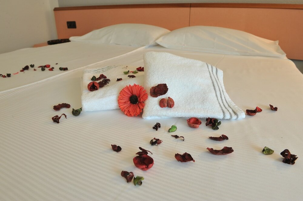 Фото Hotel Bahnhof Haus