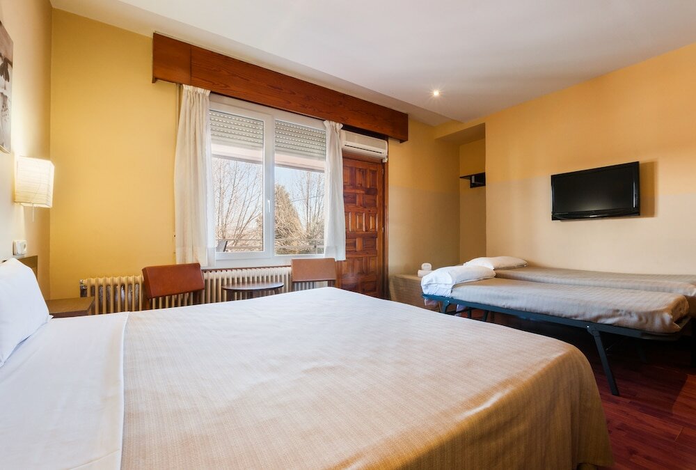 Фото Hotel Los Olivos