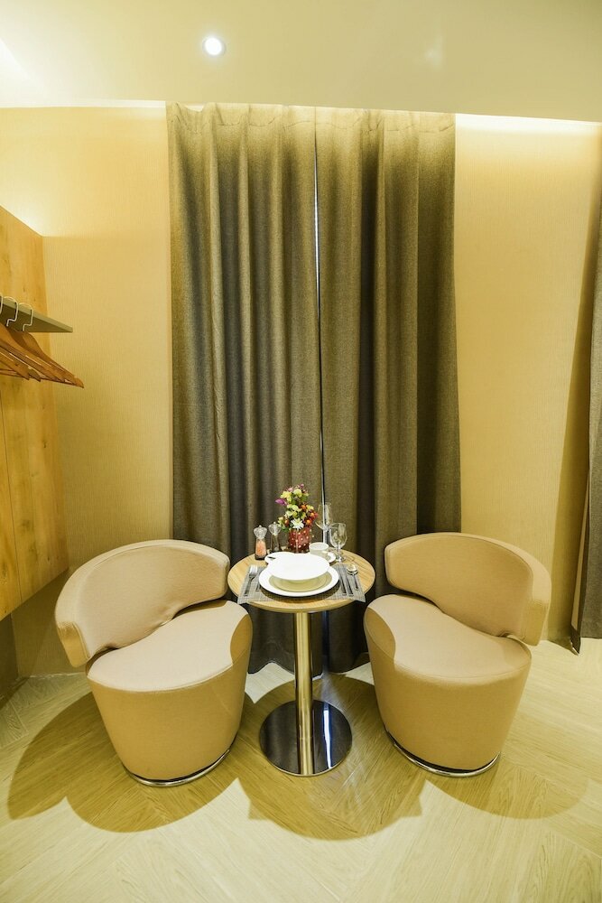 Фото Red Hotel Cubao, Quezon City