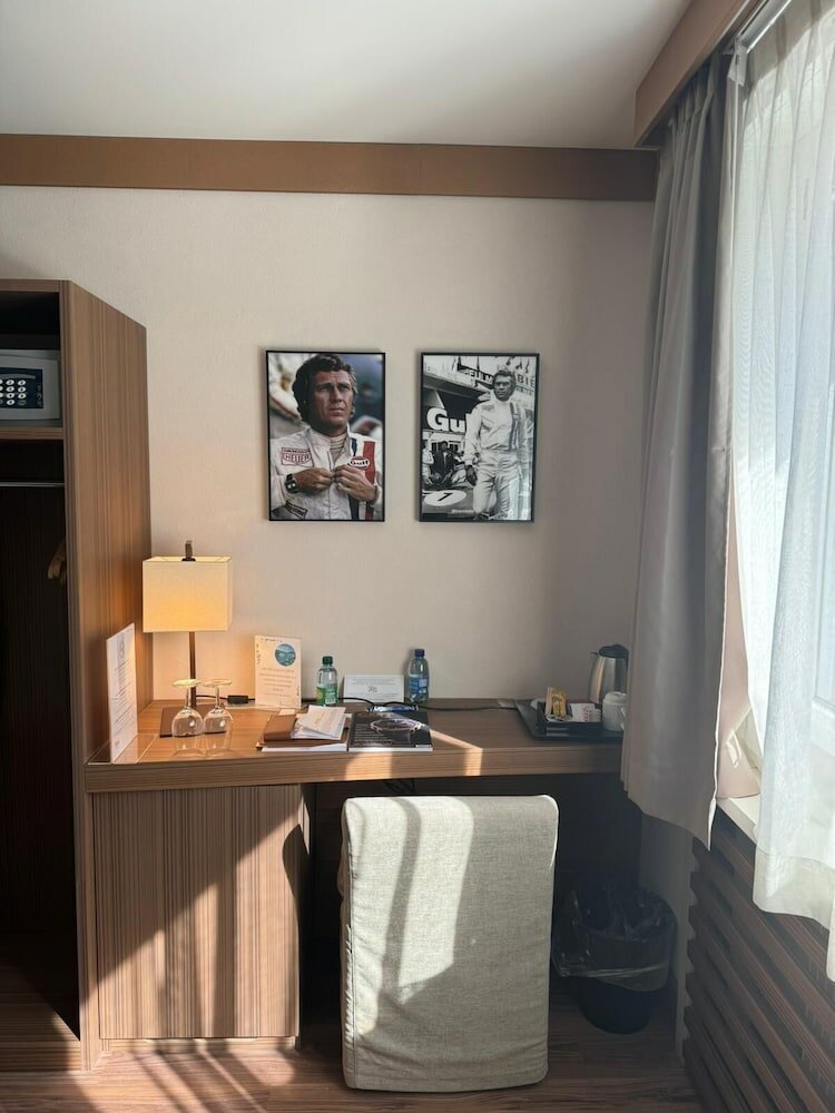 Фото Hotel Rallye