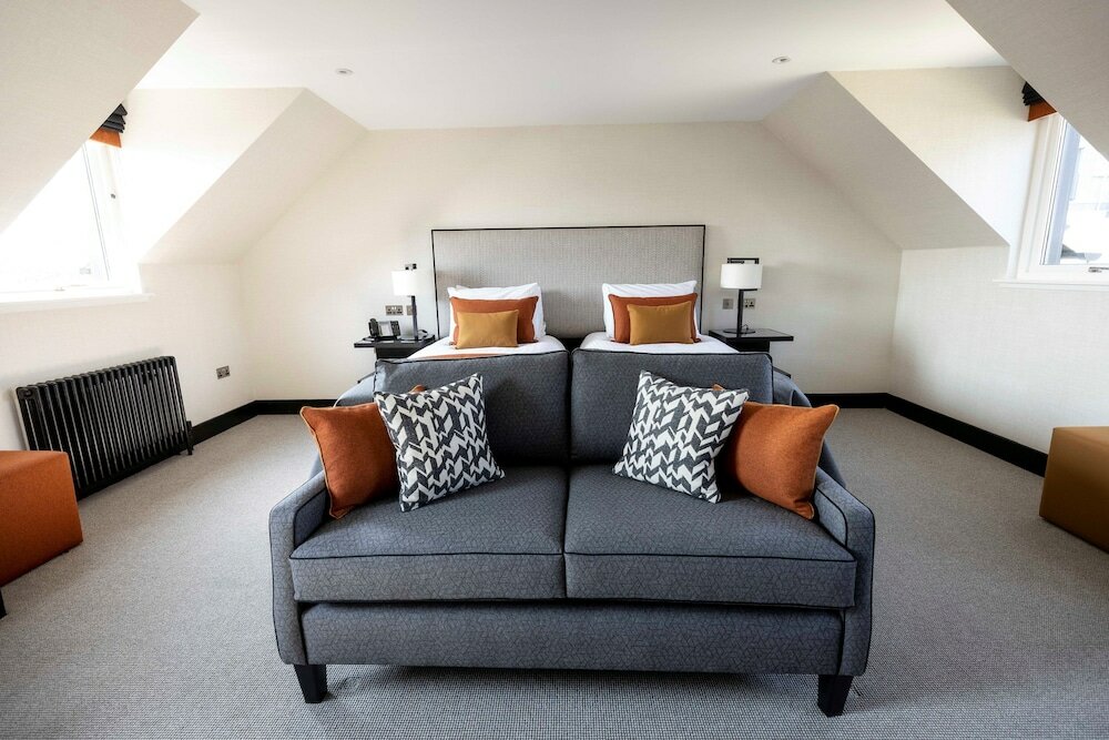 Фото The Chester Hotel